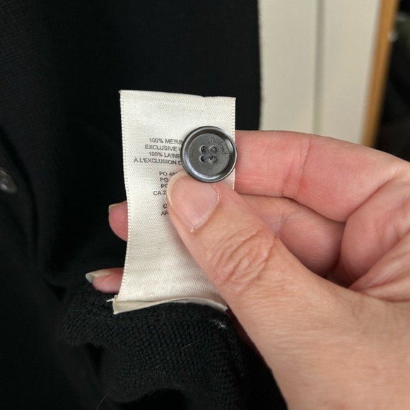 Aritzia Wilfred Utopia V-neck Cardigan Sweater Dress, Size XXS, knitted merino - Picture 4 of 9